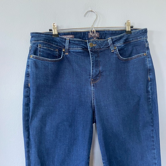 🛑SOLD NYDJ Not Your Daughter’s Jeans Marilyn Straight Leg Jean in Quinn Wash - Picture 7 of 8